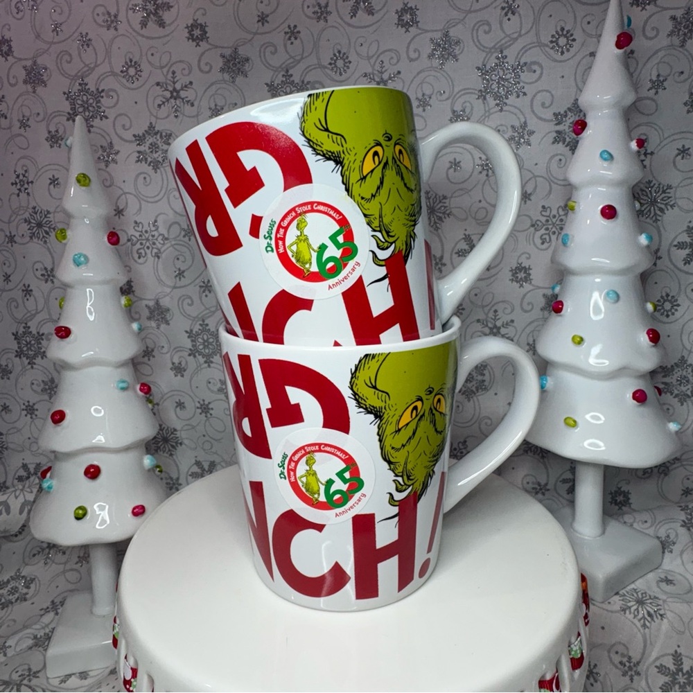 How The Grinch Stole Christmas 65th Anniversary Stockings Ceramic Coffee Mugs x2 - Picture 2 of 12